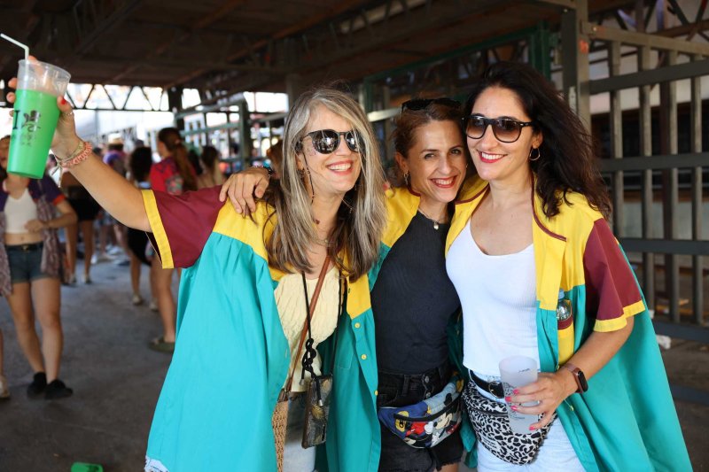 Galeria de fotos (no oficials) del Dia de les Quintades a Pedreguer Galeria de fotos (no oficials) del Dia de les Quintades a Pedreguer